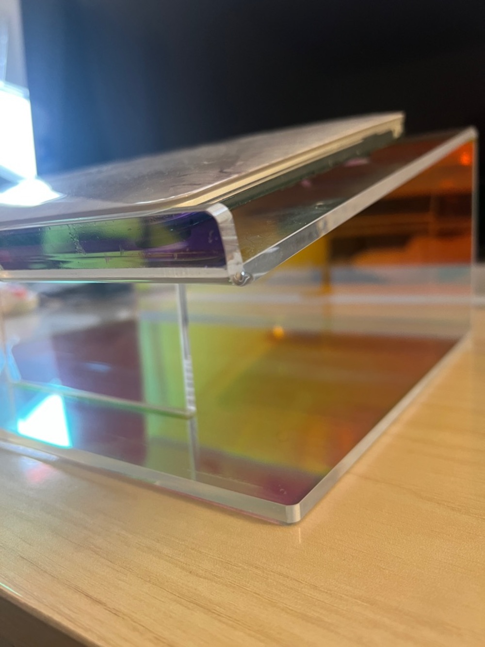 Iridescent Acrylic Tablet/Laptop/Accessory Stand - Gradient - Picture 4 of 5
